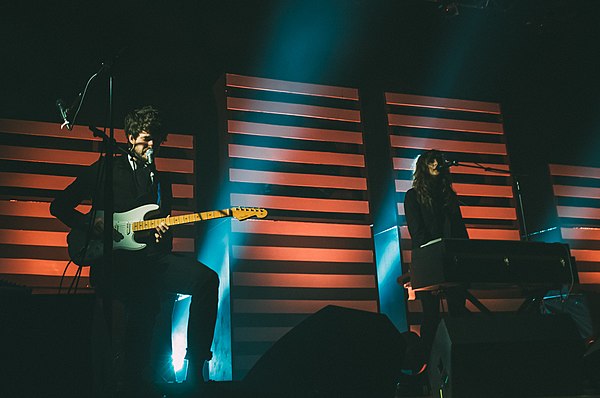 600px-Beach_House_at_House_of_Blues_San_Diego_on_July_1_2012
